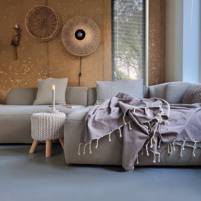 Grand foulard Plaid Wafel Taupe op bank